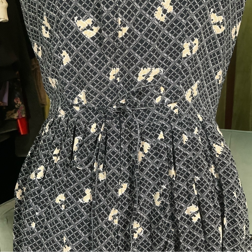 E.D. Michaels Scotty Dog Vintage Inspired Apron Dress With Pockets - Picture 5 of 7